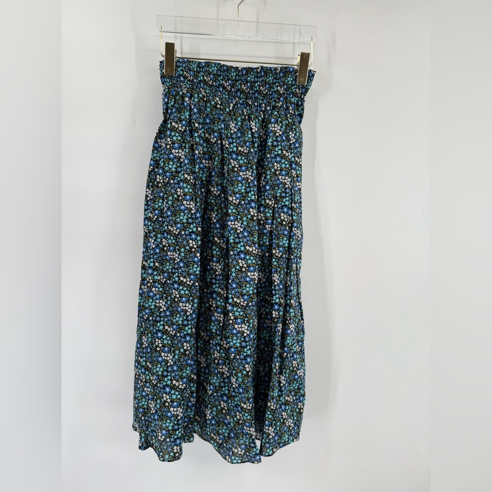 Buru blue‎ ditsy floral skirt size small